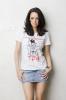 Andreea Raicu intr o fusta de blugi