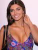 Brittny Gastineau cu geanta neagra pe umar