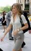 Jennifer Aniston la cumparaturi