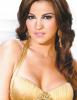 Maite Perroni Beoriegui in auriu