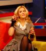 Monica Dascalu pe canapea